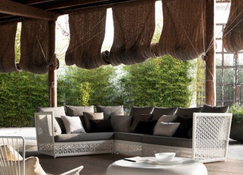 - 5 ideas para tu zona chill out interior- Consejos para crear un espacio chill out en casa- Diseño de interiores: Zona chill out para tu hogar- Cómo convertir una habitación en un oasis chill out- Ideas para crear un rincón de relax en tu hogar