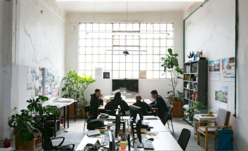 Conoce el talento de Jaime Arena, arquitecto de renombre Conoce el talento detrás de las mansiones más exclusivas de México: Jaime Arena y su colaboración con Lina Botero