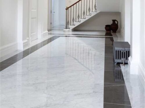 5 diseños elegantes con pisos de mármol blanco